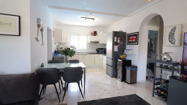 Resale - Villa -
Orihuela Costa - Villamartín