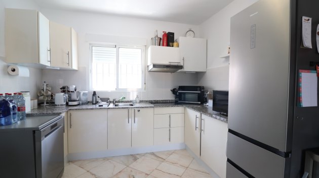 Resale - Villa -
Orihuela Costa - Villamartín