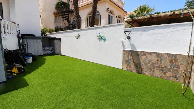 Resale - Villa -
Orihuela Costa - Villamartín
