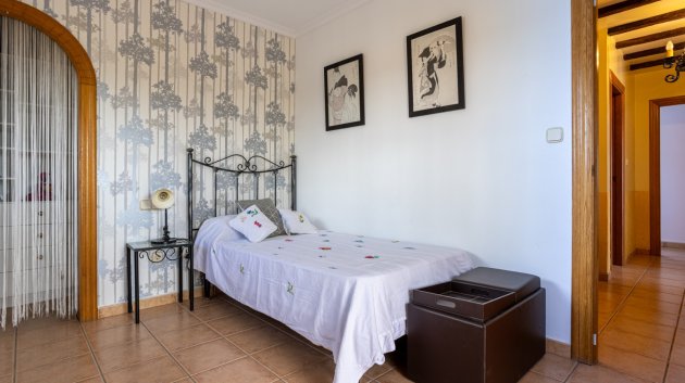 Resale - Villa -
Elche - La Hoya