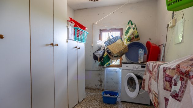 Resale - Villa -
Elche - La Hoya