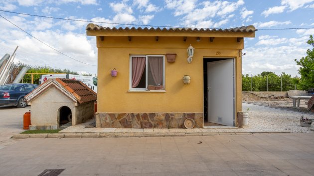 Resale - Villa -
Elche - La Hoya