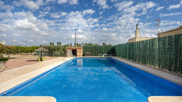 Resale - Villa -
Elche - La Hoya