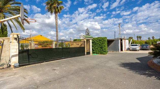 Resale - Villa -
Elche - La Hoya