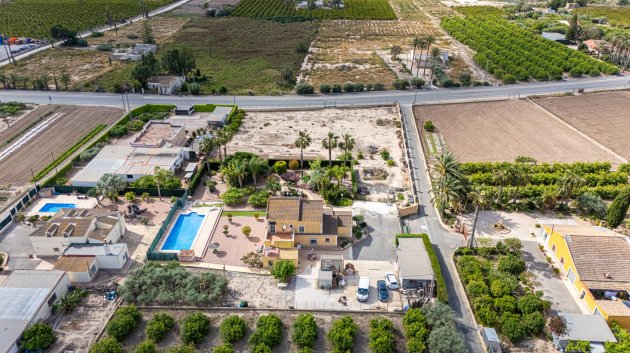 Resale - Villa -
Elche - La Hoya