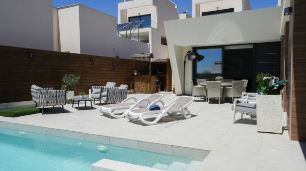 Revente - Villa -
Benijofar