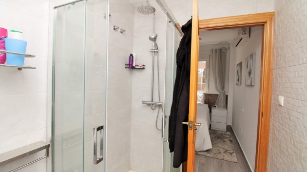 Resale - Apartments -
Villamartín - Las Violetas