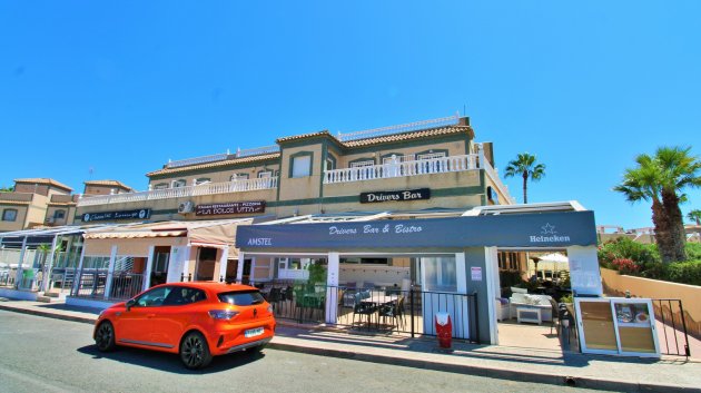 Resale - Apartments -
Villamartín - Las Violetas