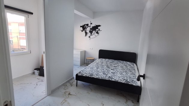 Resale - Apartments -
Torrevieja - Center
