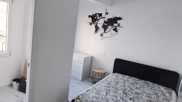 Resale - Apartments -
Torrevieja - Center