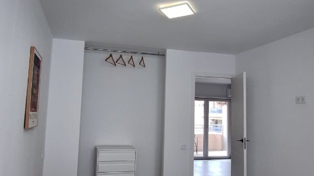 Resale - Apartments -
Torrevieja - Playa Los Naufragos