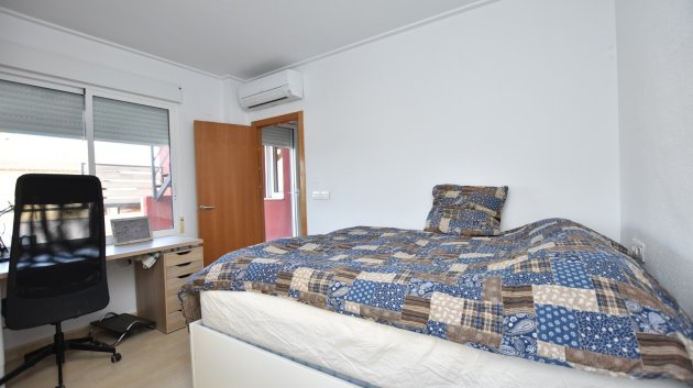 Resale - Villa -
Algorfa - La finca Golf