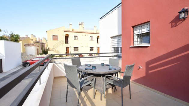 Resale - Villa -
Algorfa - La finca Golf