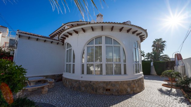 Resale - Villa -
Ciudad Quesada - town