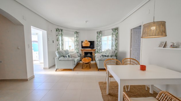 Resale - Villa -
Ciudad Quesada - town