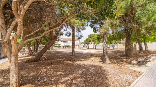 Resale - Apartments -
Torrevieja