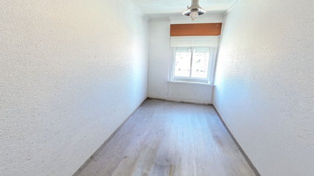 Resale - Apartments -
Los Montesinos