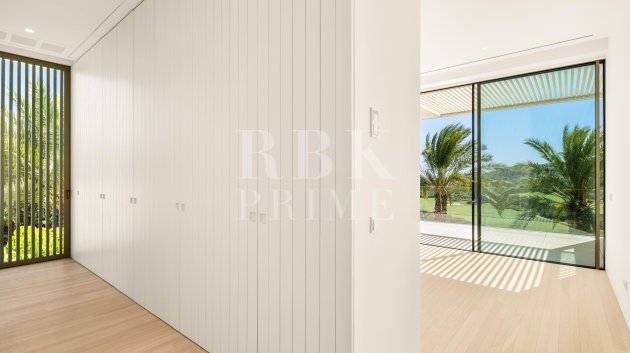 Resale - Villa -
Malaga - Casares