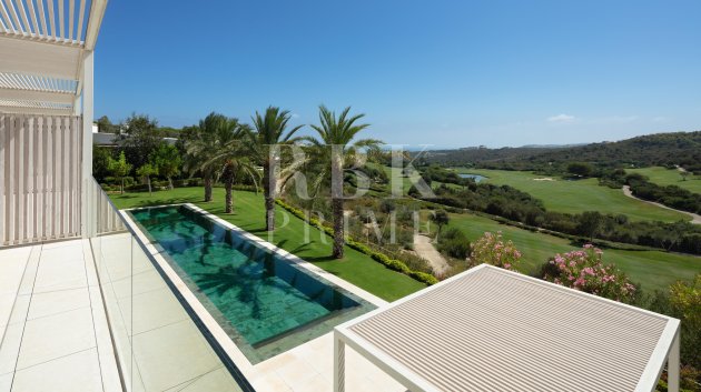 Resale - Villa -
Malaga - Casares