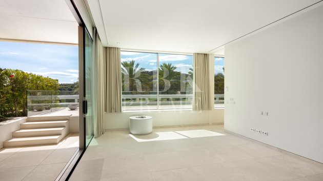 Resale - Villa -
Malaga - Casares