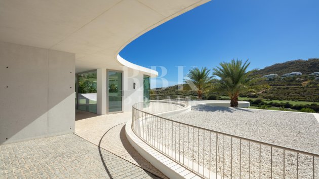 Resale - Villa -
Malaga - Casares