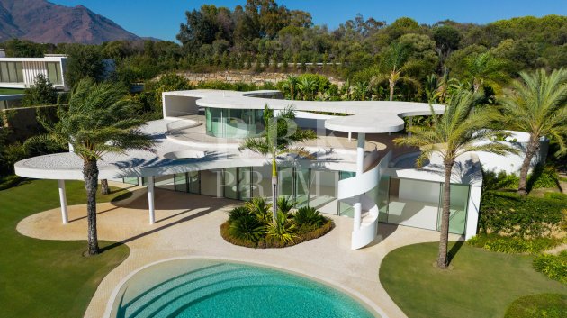Resale - Villa -
Malaga - Casares