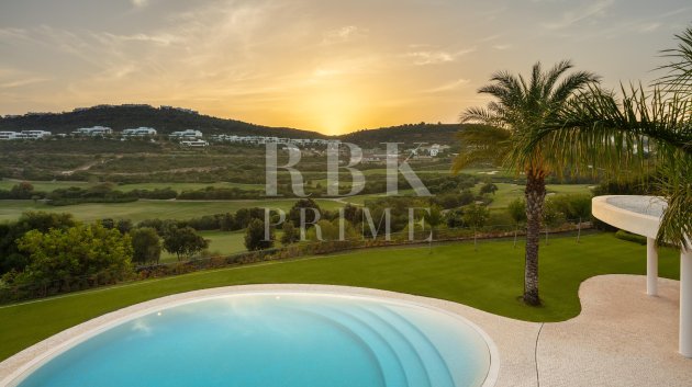 Resale - Villa -
Malaga - Casares
