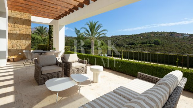 Resale - Villa -
Malaga - Casares