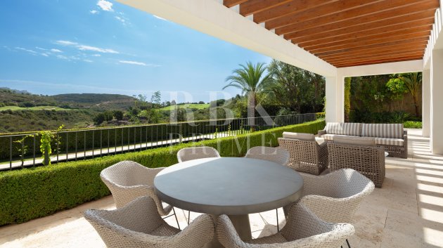 Resale - Villa -
Malaga - Casares