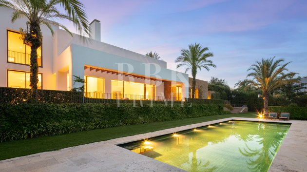 Resale - Villa -
Malaga - Casares