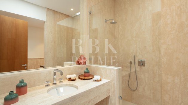 Resale - Villa -
Malaga - Casares