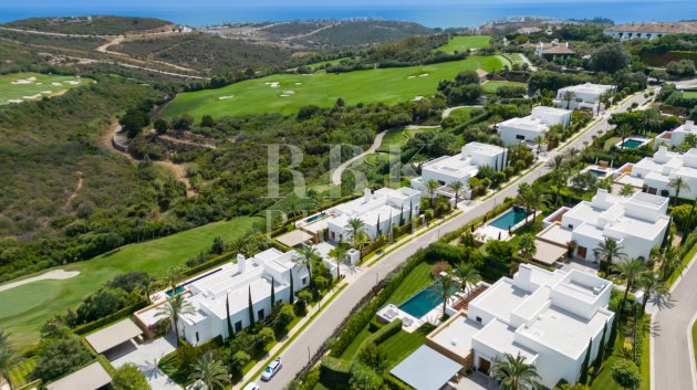 Resale - Villa -
Malaga - Casares