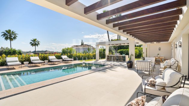 Resale - Villa -
Malaga - Nueva Andalucía