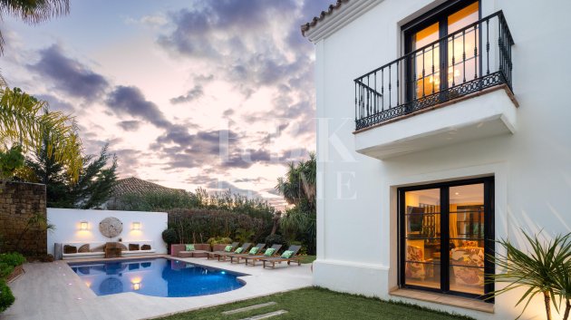 Resale - Villa -
Malaga - Benahavís