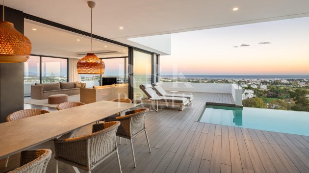 Resale - Villa -
Malaga - Benahavís
