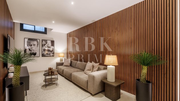 Resale - Villa -
Marbella