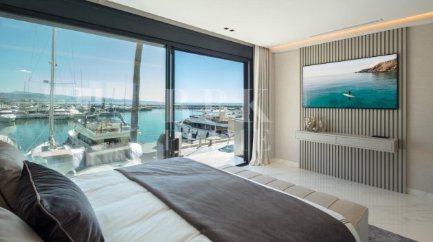 Resale - Apartments -
Malaga - Nueva Andalucía