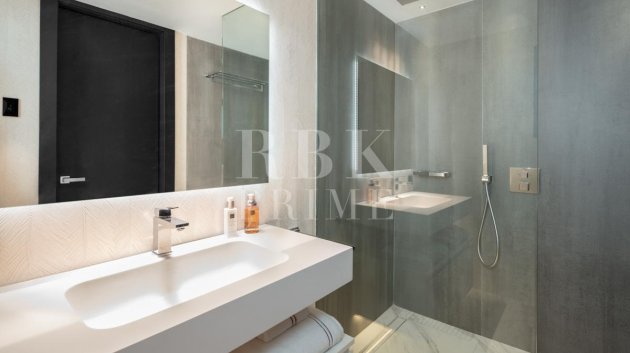 Resale - Apartments -
Malaga - Nueva Andalucía