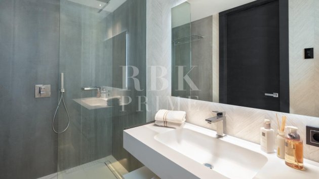 Resale - Apartments -
Malaga - Nueva Andalucía