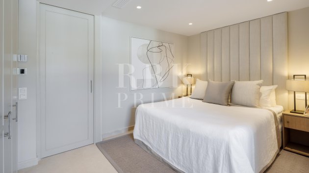 Resale - Apartments -
Marbella