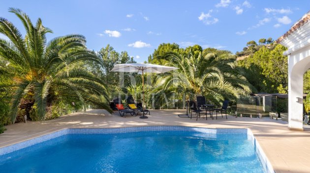Resale - Villa -
Calvià - Costa de la Calma