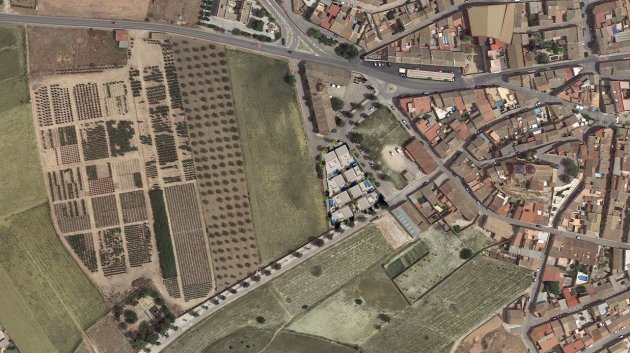 Obra nueva - Chalets -
Hondón de las Nieves
