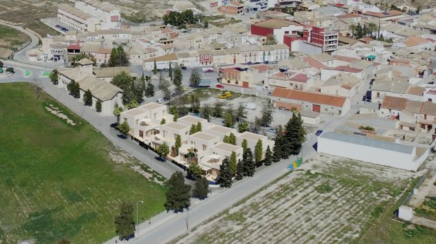 Obra nueva - Chalets -
Hondón de las Nieves