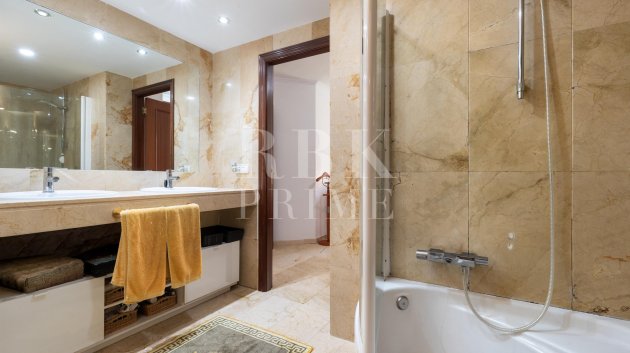 Resale - Apartments -
Calvià - Bendinat
