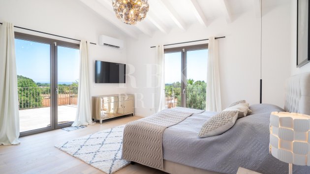 Resale - Villa -
Manacor - Cales de Mallorca