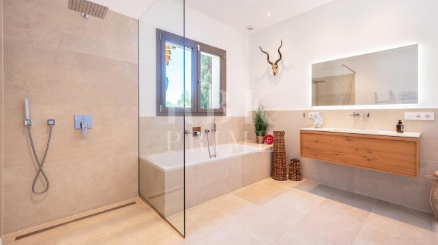 Resale - Villa -
Manacor - Cales de Mallorca