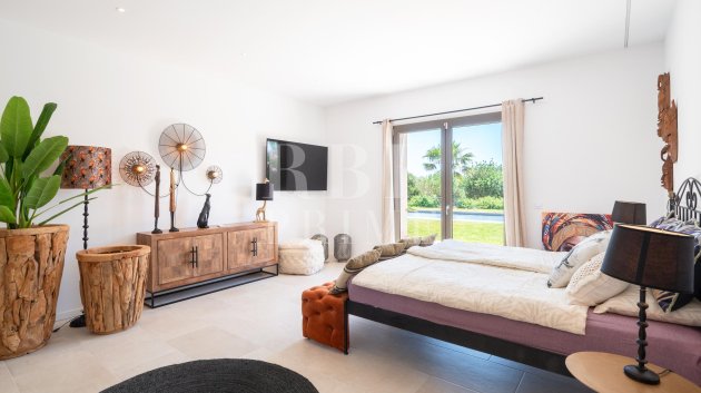 Resale - Villa -
Manacor - Cales de Mallorca