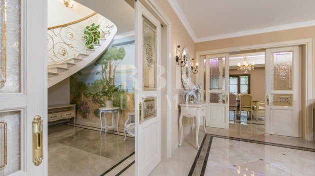 Resale - Villa -
Calvià - Peguera