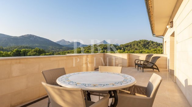 Resale - Villa -
Calvià - Peguera
