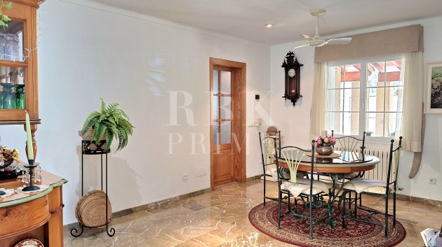 Resale - Villa -
Calvià - Peguera